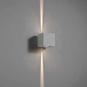 Biały hermetyczny kinkiet kostka z wąskim dwustronnym strumieniem światła 2x8stopni Elkim Lighting 830002102 Quatro LED 2x3W 3000K IP65