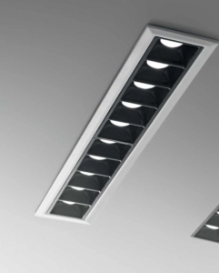 Podłużna czarna lampa z ramką wpuszczana w sufit Ideal Lux 206233 Lika LED 20W 1750LM 3000K 29stopni 27,8cm
