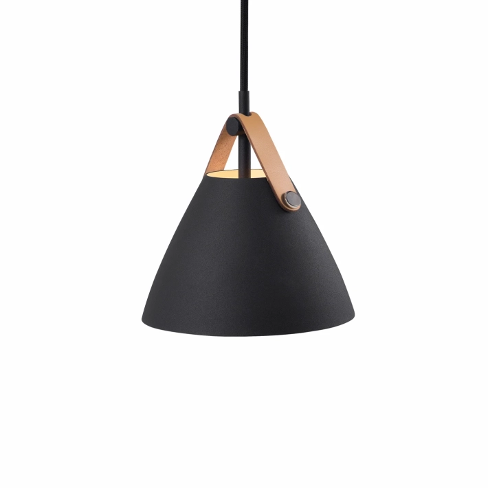 strap-16-lampa-wiszaca-nordlux-czarna-z-brazowym-paskiem.png