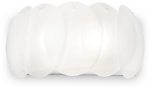 Biała lampa ścienna kinkiet szklane płatki na bazie półokręgu Ideal Lux 038025 Ovalino 2xE27