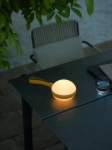 Żółto biała zewnętrzna lampa przenośna Nordlux 2218013026 Bring To-Go LED 1W 2700K IP54