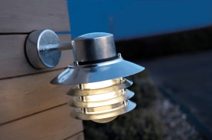 Lampa ścienna zewnętrzna kinkiet na elewację Nordlux 74461031 Vejers E27 IP54 22x23x26cm galwanizowany