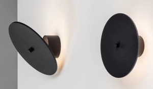 Okrągła regulowana czarna lampa ścienna Chors 55.2101.D16.002 Ra Mini LED 8W 2700K CRI95 14cm