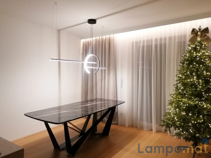 czarna-lampa-wiszaca-vivida-in-and-out-3.png